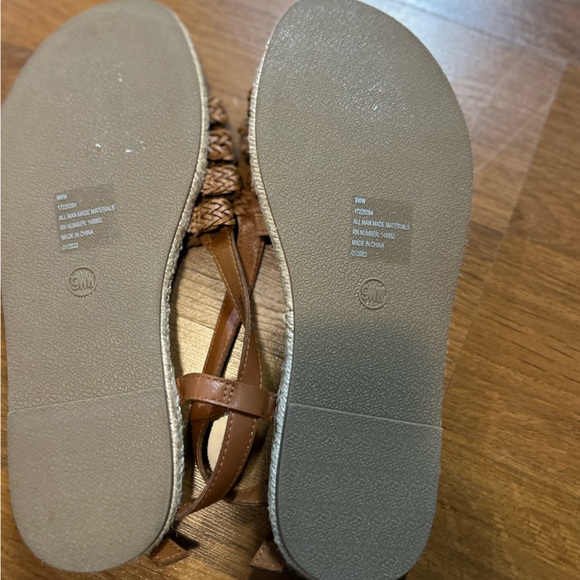 NWOT Torrid Sandals - Picture 3 of 4